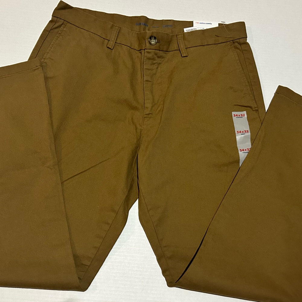 Old navy khakis, flat front men’s size 34x32